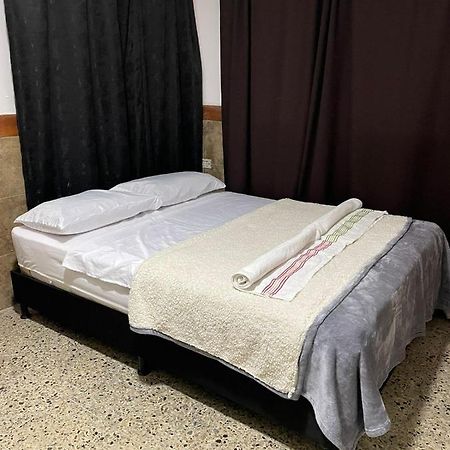 Casa Al Frente Del Pueblito Paisa Appartement Medellín Buitenkant foto