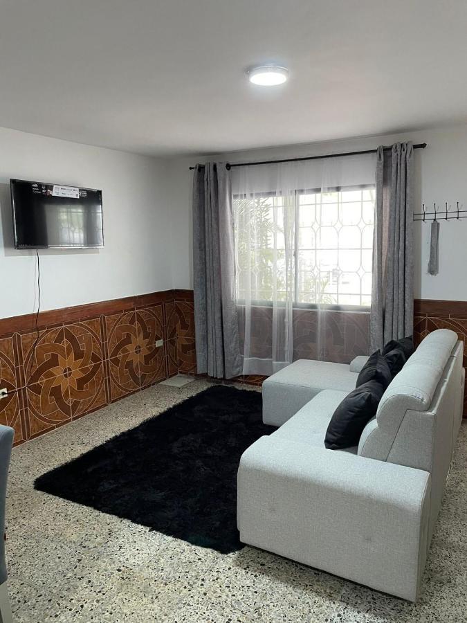 Casa Al Frente Del Pueblito Paisa Appartement Medellín Buitenkant foto